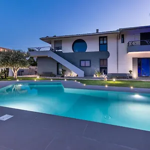 Teocrito Piscina & Mare Italy